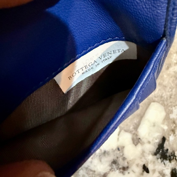 Authentic Bottega Blue Woven Leather Wallet - Picture 7 of 7